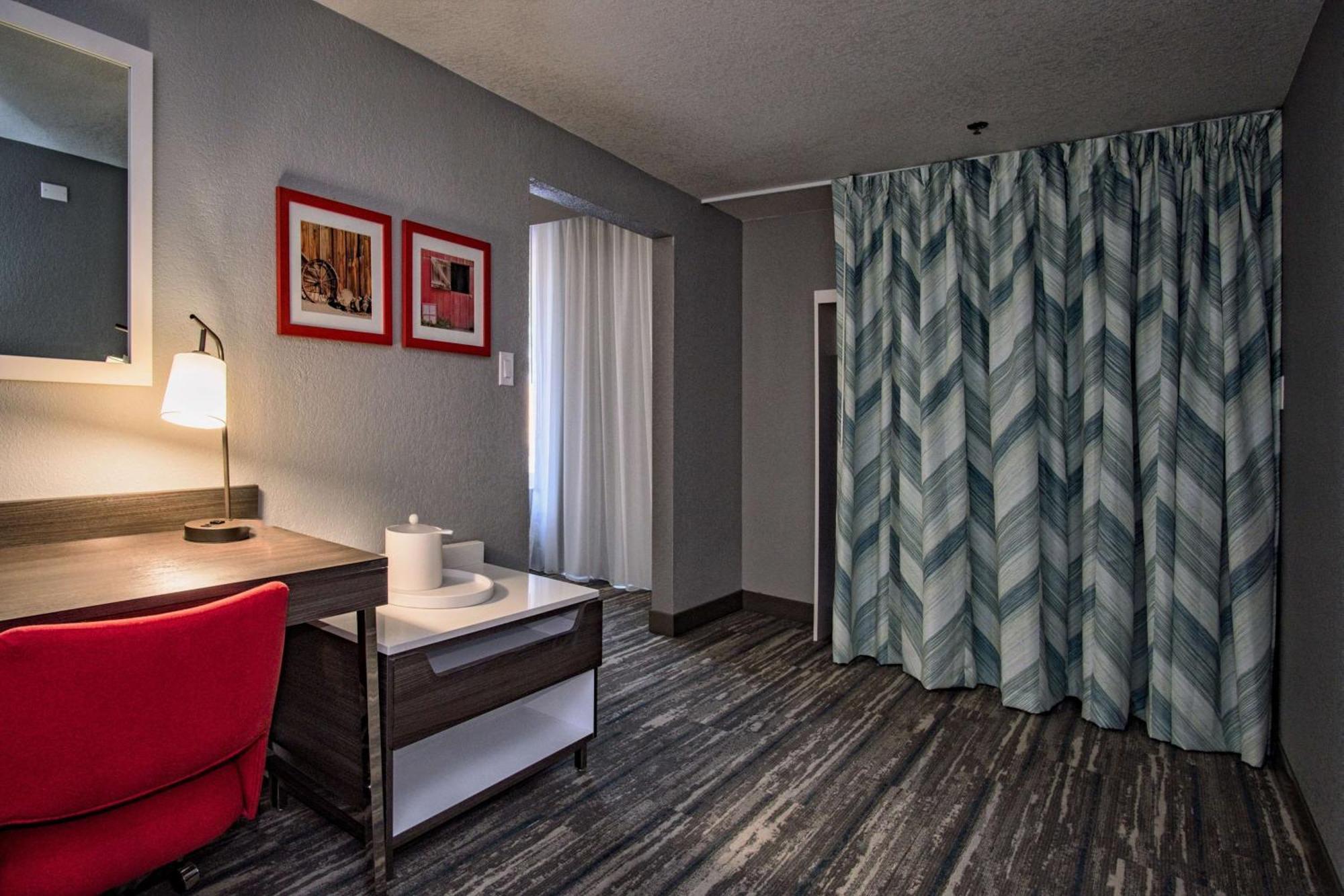 Hampton Inn Oklahoma City/Юкон Экстерьер фото