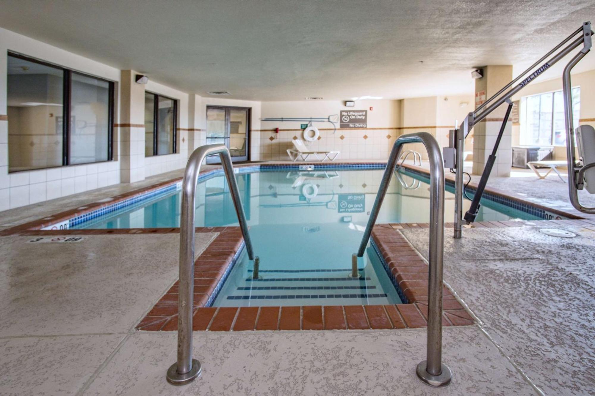 Hampton Inn Oklahoma City/Юкон Экстерьер фото